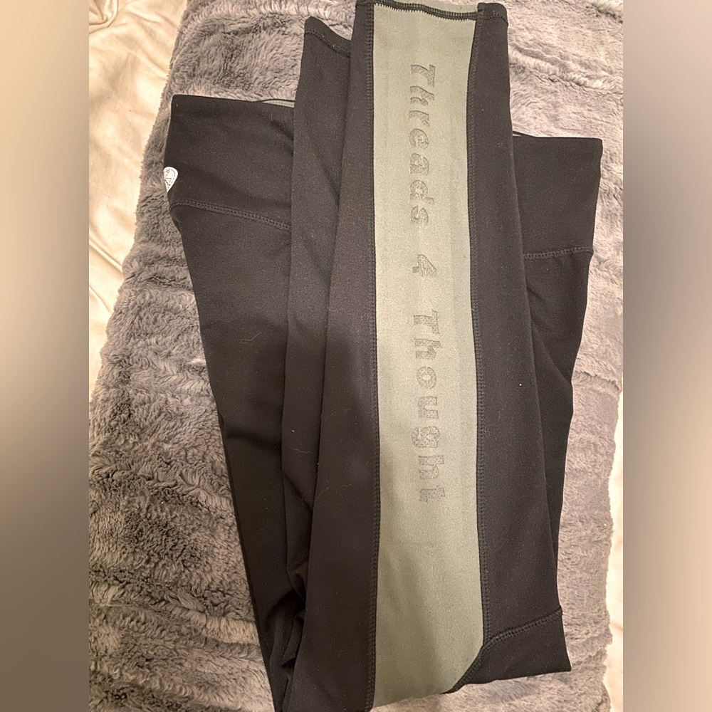 Threads 4 Thought Yoga Pants, NWOT